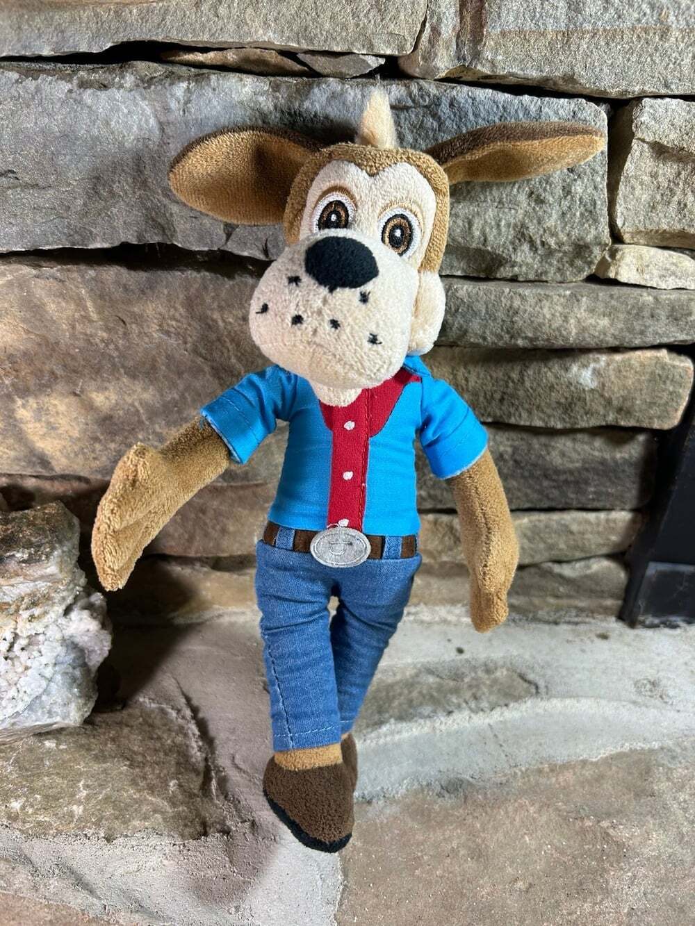 Chuck E Cheese Jasper T Jowls 11” Plush Dog Stuffed Animal Toy Old Store Prize